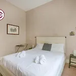 C M Piazza Cavour Elegant Flat Apartmán