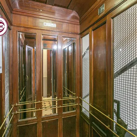 C M Piazza Cavour Elegant Flat