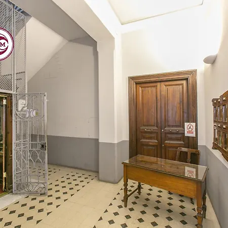 Διαμέρισμα C M Piazza Cavour Elegant Flat