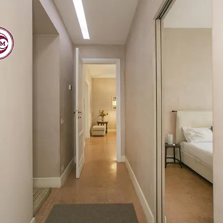 C M Piazza Cavour Elegant Flat *