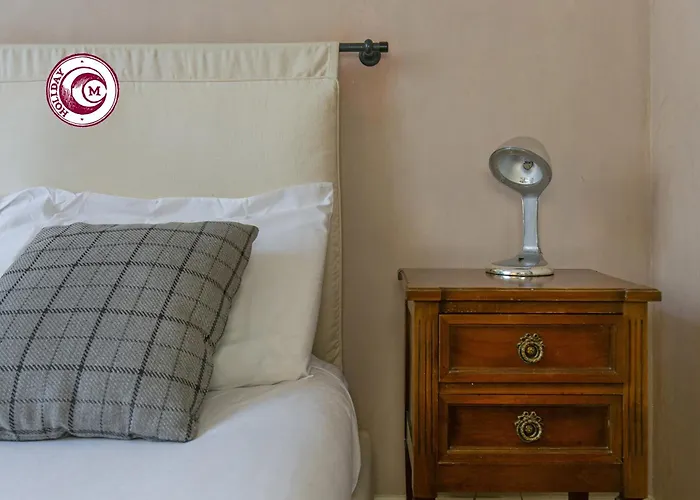 C M Piazza Cavour Elegant Flat Apartamento *