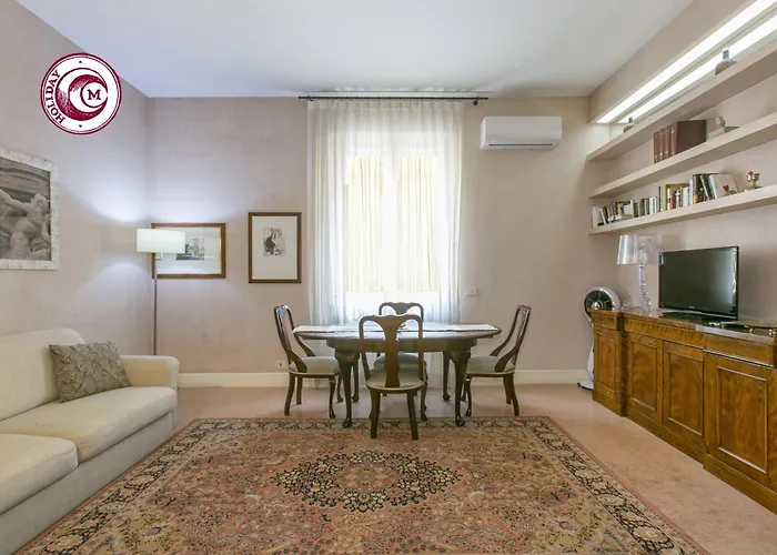 C M Piazza Cavour Elegant Flat *