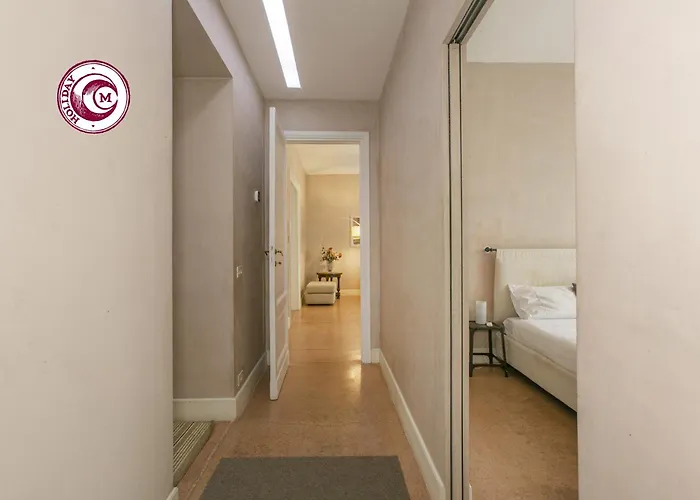 C M Piazza Cavour Elegant Flat *