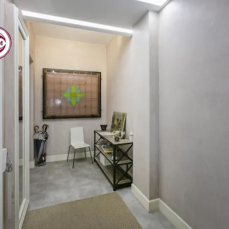 C M Piazza Cavour Elegant Flat *